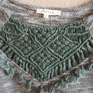 Anthropologie Tops - Anthropologie Entro Green Boho Tassel Sweater Top Anthropologie Tops - Anthropologie Entro Green Boho Tassel Sweater Top